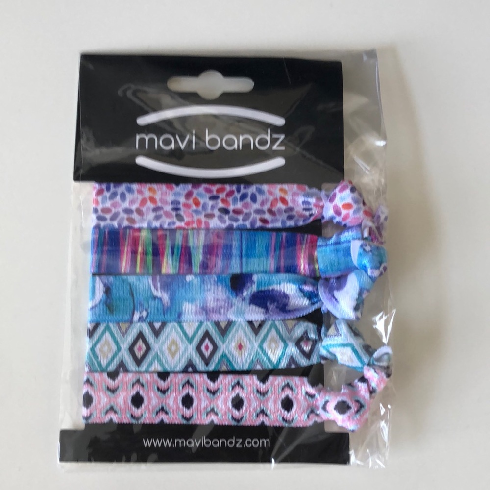 🎀Two for $10 🎀 Mavi Bandz hair ties